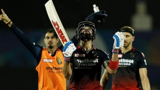 Virat Kohli reacts to getting dismissed.