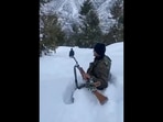 Indian Army soldier walks in knee-deep snow.(Twitter/@Major General Raju Chauhan) Indian Army soldier walks in knee-deep snow.(Twitter/@Major General Raju Chauhan)