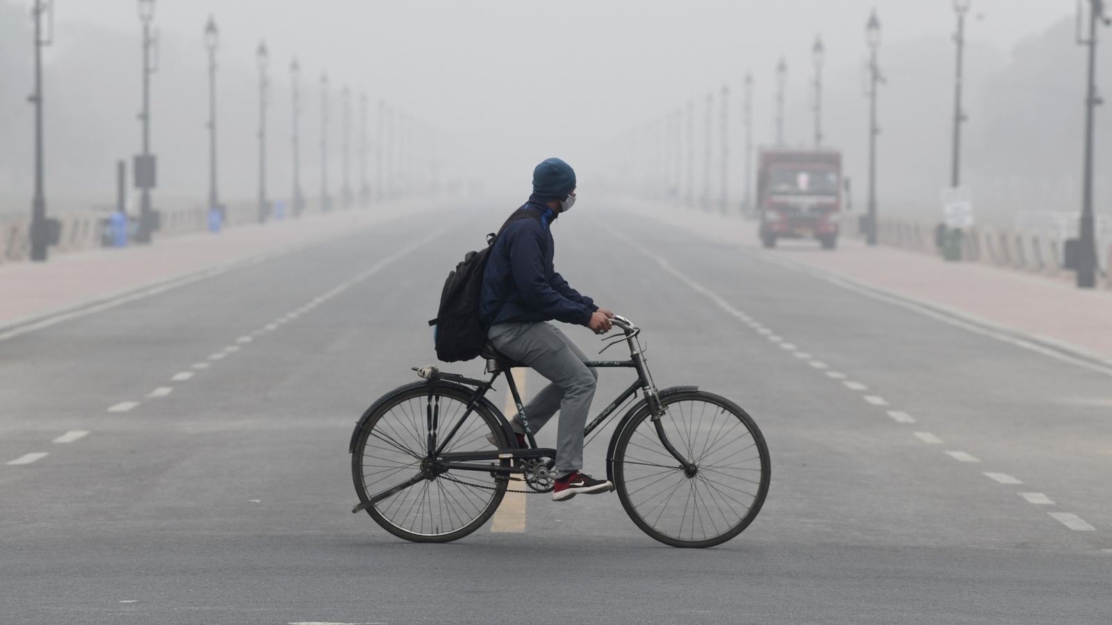 Dense fog, cold wave to continue over north India: 5 updates