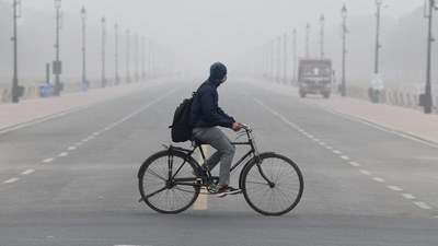 Shivering cold wave conditions continue to grapple north Indian states on the third consecutive day this week. (ANI) Shivering cold wave conditions continue to grapple north Indian states on the third consecutive day this week. (ANI)