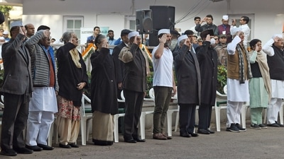 Congress Parliamentary Party chairperson Sonia Gandhi with party leaders Rahul Gandhi, Ambika Soni, Mani Shankar Aiyar and JP Aggarwal and others stand for the National Anthem at the party's 138th Foundation Day celebrations at AICC office in New Delhi. (ANI) Congress Parliamentary Party chairperson Sonia Gandhi with party leaders Rahul Gandhi, Ambika Soni, Mani Shankar Aiyar and JP Aggarwal and others stand for the National Anthem at the party's 138th Foundation Day celebrations at AICC office in New Delhi. (ANI)
