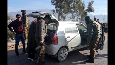 Security personnel check vehicles passing by amid a high alert at Jammu Srinagar National Highway following the encounter between security forces and terrorists at Sidhra area of Jammu, in Udhampur on Wednesday. Following Jammu encounter, there is a demand to install vehicle scanners on highways. (ANI) Security personnel check vehicles passing by amid a high alert at Jammu Srinagar National Highway following the encounter between security forces and terrorists at Sidhra area of Jammu, in Udhampur on Wednesday. Following Jammu encounter, there is a demand to install vehicle scanners on highways. (ANI)