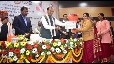 Through the fund, women will receive loans with easy installments. (HT Photo)