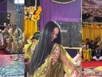 Pakistani woman dancing to Lata Mangeshkar's Mera Dil Ye Pukare at a wedding.
