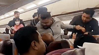 A video grab of the brawl on a Bangkok-Kolkata Thai Smile flight. (ANI) A video grab of the brawl on a Bangkok-Kolkata Thai Smile flight. (ANI)
