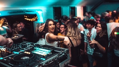 Creating a safe environment: If you are hosting a party then it is necessary for you to be responsible for your guests. Make sure you make proper transportation arrangements for guests who do not have a vehicle of their own and offer a place for your guests to sleep.&nbsp; (Unsplash)