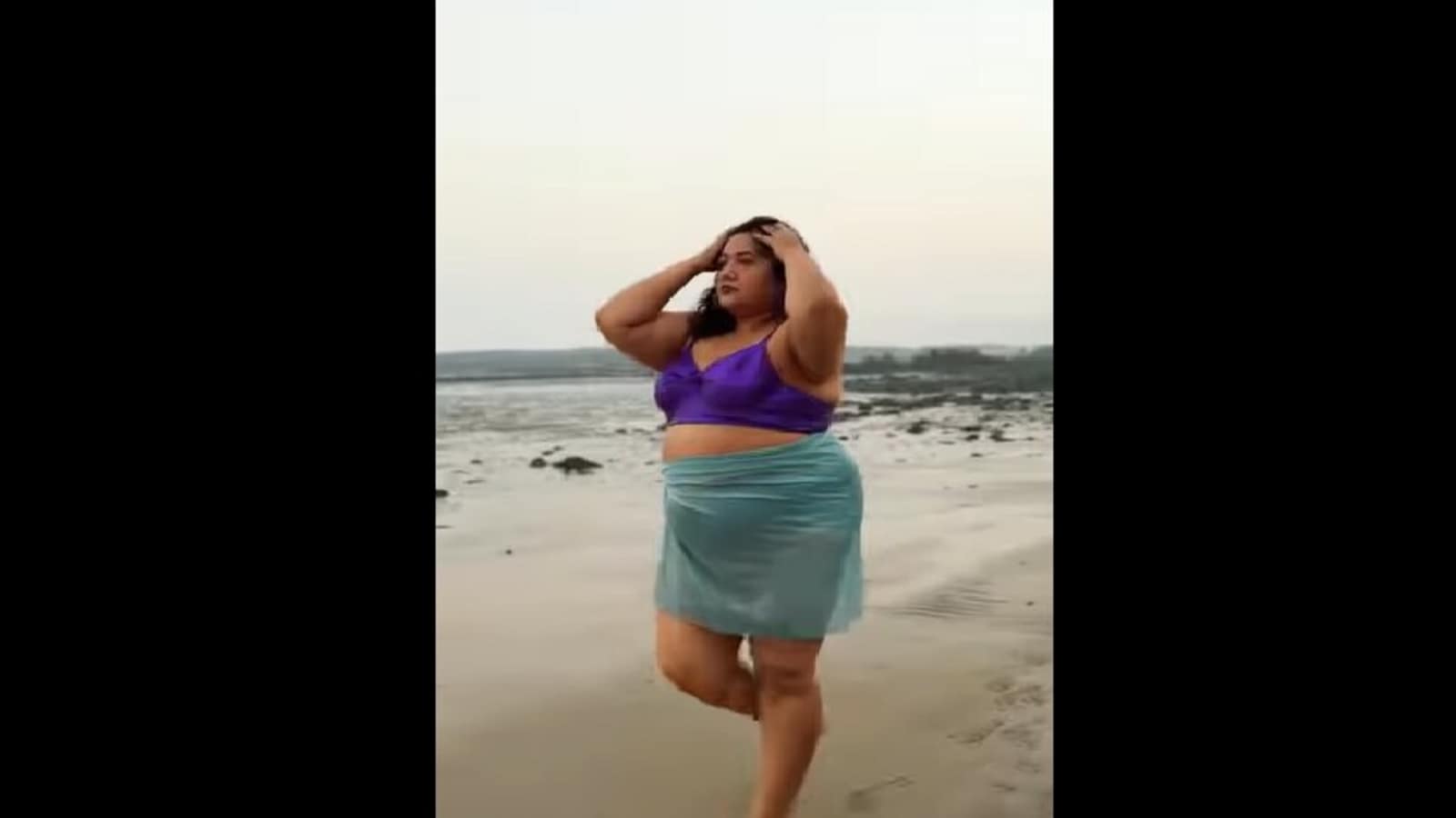 Influencer recreates Deepika's Besharam Rang hook steps, video goes viral |  Trending - Hindustan Times