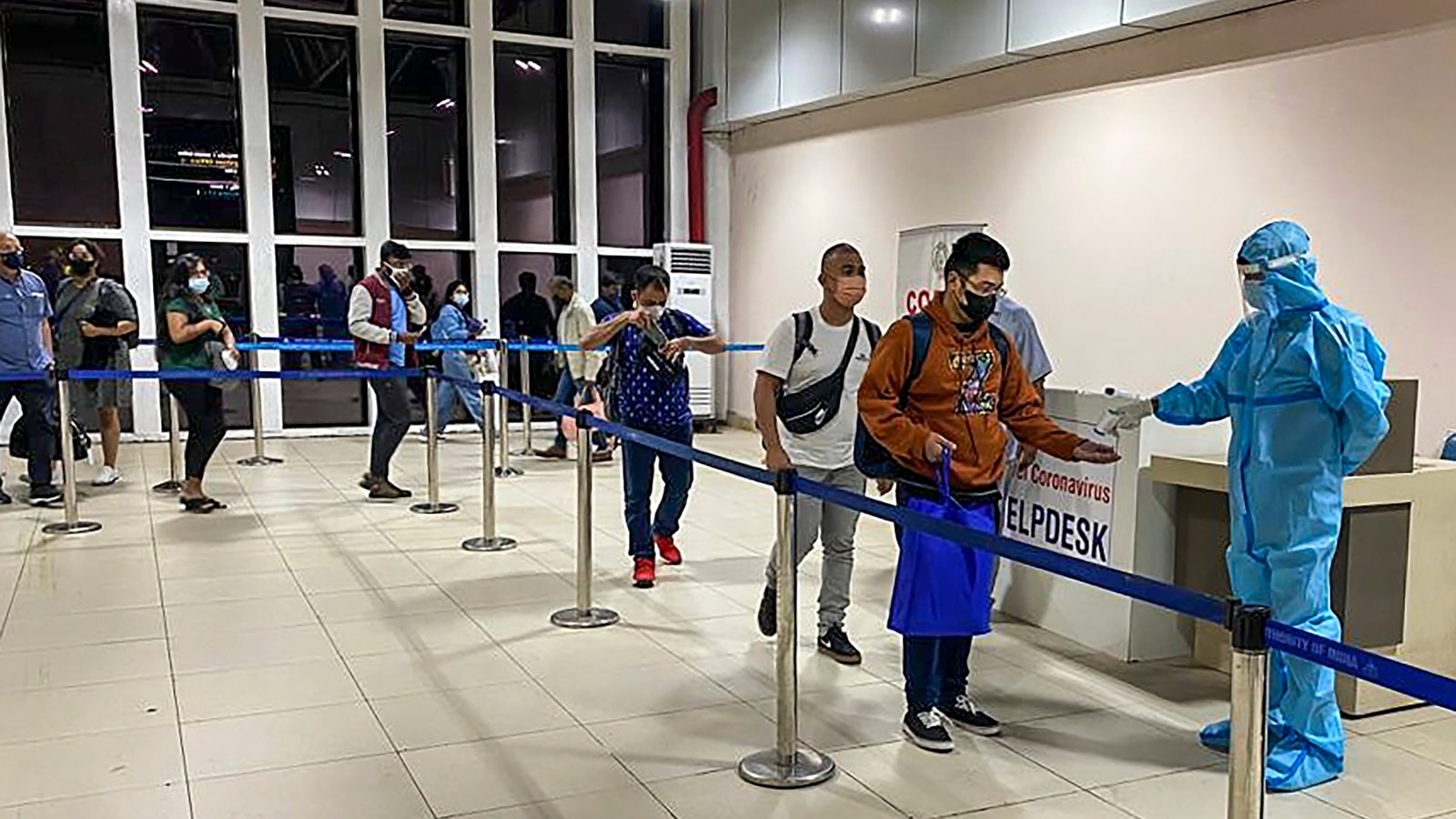 रांची Airport, रेलवे स्टेशन और बस स्टैंड पर टेस्टिंग टीम और दंडाधिकारियों की हुई नियुक्ति- Appointment of testing team and magistrates at Ranchi airport, railway station and bus stand