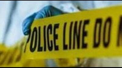 Patna district magistrate Chandrashekhar Singh told news agency PTI that the accident took place when the boat carrying 14 people overturned midway. (HT)