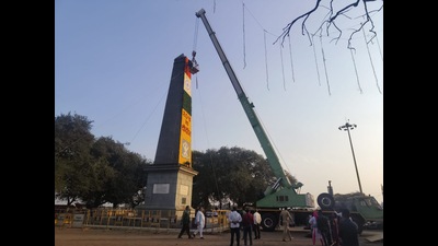 Preparations at JayStambh (victory pillar) ahead of the event of the 205th anniversary of Anglo-Maratha war at Koregaon Bhima on Friday. (HT PHOTO)