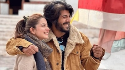 Sheezan Khan dated his Ali Baba: Dastaan-E-Kabul co-star, Tunisha Sharma. Sheezan Khan dated his Ali Baba: Dastaan-E-Kabul co-star, Tunisha Sharma.