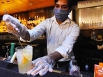 Delhi eases lisensing norns: Bars, restaurants in 4, 5-star hotels to run 24x7.