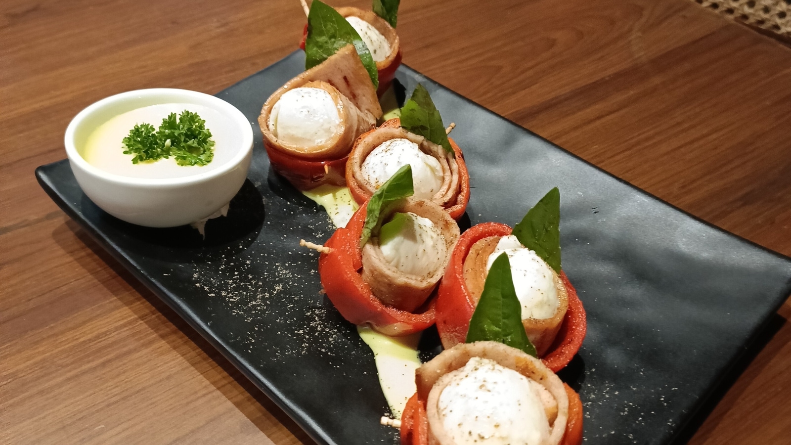 Start New Year 2023 with colourful appetizer of Mozzarella Pepper Bacon Skewer