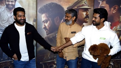 Ram Charan and Jr NTR along with SS Rajamouli at a Mumbai event of RRR. (Sunil Khandare) Ram Charan and Jr NTR along with SS Rajamouli at a Mumbai event of RRR. (Sunil Khandare)