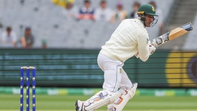 South Africa's Theunis de Bruyn bats during the second cricket test between South Africa and Australia at the Melbourne Cricket Ground, Australia, Thursday, Dec. 29, 2022. (AP Photo/Asanka Brendon Ratnayake) (AP)