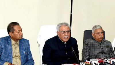 Justice (Retd) Ram Avatar Singh, head of a commission set up to decide the OBC reservation for Uttar Pradesh’s urban local body elections, with other members during a press conference in Lucknow on Saturday. (PTI) Justice (Retd) Ram Avatar Singh, head of a commission set up to decide the OBC reservation for Uttar Pradesh’s urban local body elections, with other members during a press conference in Lucknow on Saturday. (PTI)