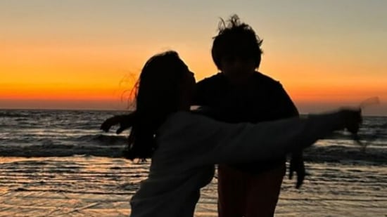 Suhana Khan with brother AbRam Khan in a beach.