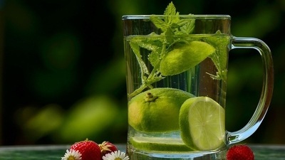 Nutritionist suggests best way to detox after a New Year party. Nutritionist suggests best way to detox after a New Year party.