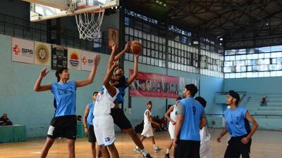 Players in action during Junior Punjab Basketball Championship being held at Guru Nanak Stadium in Ludhiana. (Harvinder Singh/HT)