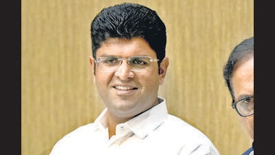 The posters of “missing” Haryana deputy chief minister Dushyant Chautala and Hisar Member of Parliament (MP) Brijendra Singh had appeared in the Uchana constituency of Jind. (HT File Photo)