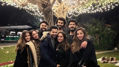 Malaika Arora shared a happy picture with actor-boyfriend Arjun Kapoor, actor Varun Dhawan and his wife Natasha Dalal and others, as they rang in 2023 together.&nbsp; 