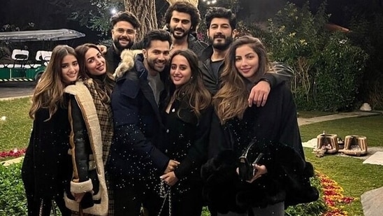 Malaika Arora, Arjun Kapoor, Varun Dhawan, Natasha Dalal, Mohit Marwah among others celebrate new year together. Malaika Arora, Arjun Kapoor, Varun Dhawan, Natasha Dalal, Mohit Marwah among others celebrate new year together.