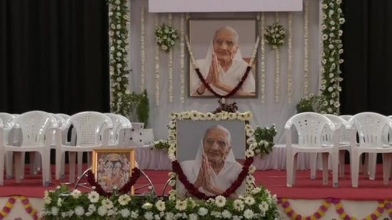 Prayer meet in Gujarat in memory of Heeraben Modi, PM's mother(ANI)