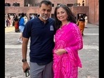 Chetan Bhagat and his wife Anusha Bhagat at IIM Ahmedabad.(Twitter/@chetan_bhagat) Chetan Bhagat and his wife Anusha Bhagat at IIM Ahmedabad.(Twitter/@chetan_bhagat)