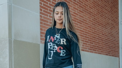 Sweatshirts are a wardrobe essential in winter season. (Pexels) Sweatshirts are a wardrobe essential in winter season. (Pexels)