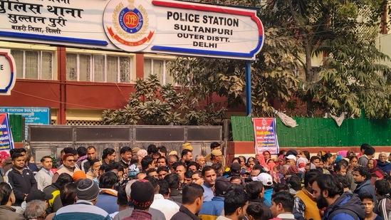 New Delhi: People gathered outside the Sultanpuri police station demanding stern punishment for men accused in Sultanpuri road accident, in New Delhi, Monday, Jan. 2, 2023.(PTI)