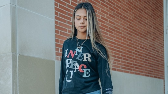 Sweatshirts are a wardrobe essential in winter season. (Pexels)