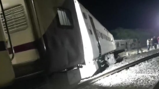 8 coaches of Suryanagari Express derail near Rajasthan's Pali.(ANI) 8 coaches of Suryanagari Express derail near Rajasthan's Pali.(ANI)