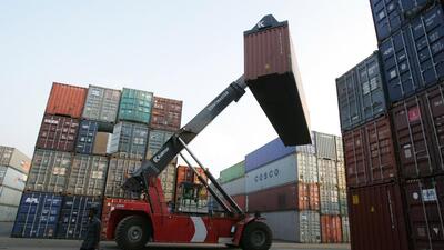 Export Import - JNPT Container - HT Photo by Vijayanand Gupta 25 Oct 2005 Export Import - JNPT Container - HT Photo by Vijayanand Gupta 25 Oct 2005