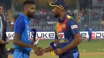 Hardik Pandya and Dasun Shanaka during toss. (Twitter) Hardik Pandya and Dasun Shanaka during toss. (Twitter)