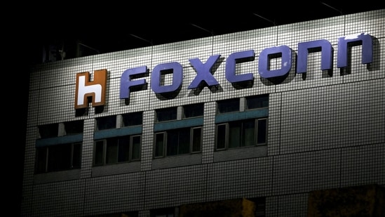 iPhone maker Foxconn's Covid-hit China plant to resume production: Report(Reuters)