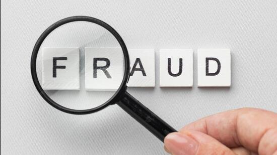 It was further alleged that huge amounts of bank loans were diverted by the accused to its related parties and subsequently adjustment entries were made. The accused allegedly had shown procurement of machinery from non-reputed suppliers and thereby over-invoiced the bills. (HT File)