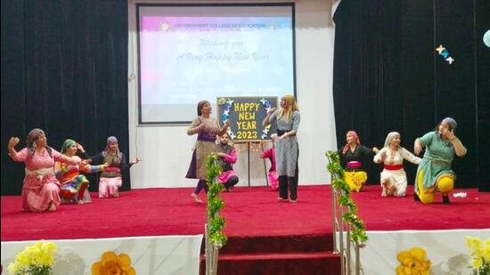 The course, ‘Upskilling employability of pupil teachers’ will be taught from January 2 to January 7 under the guidance of Ravneet Chawla. A cultural programme was also organised at Government College of Education Sector 20 D, Chandigarh,as a part of the ongoing value-added course, ‘The Science  of Happiness.’ (HT Photo)