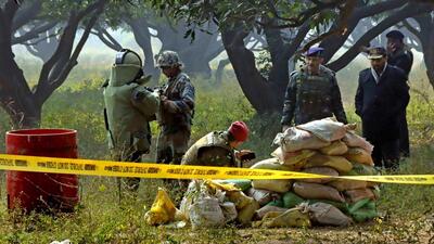 A day after a bomb disposal team removed the shell found within 3km radius of the Punjab chief minister’s residence, police on Wednesday said it did not contain any explosives. (Keshav Singh/ HT)
