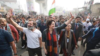 Congress leaders Rahul Gandhi and Priyanka Gandhi Vadra in Ghaziabad on Tuesday. (HT Photo) Congress leaders Rahul Gandhi and Priyanka Gandhi Vadra in Ghaziabad on Tuesday. (HT Photo)