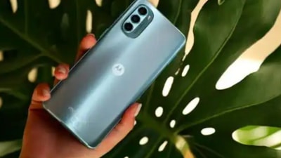 Motorola's G62 smartphone Motorola's G62 smartphone