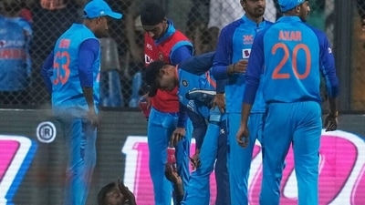 India's Hardik Pandya is attended to by a physiotherapist during the first Twenty20 cricket match between India and Sri Lanka in Mumbai (AP) India's Hardik Pandya is attended to by a physiotherapist during the first Twenty20 cricket match between India and Sri Lanka in Mumbai (AP)