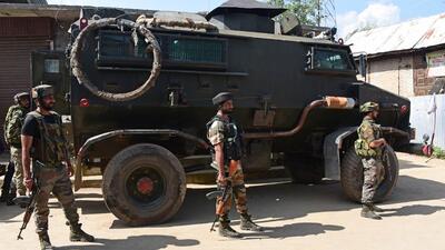 The ministry of home affairs on Wednesday rushed 18 companies of Central Reserve Police Force (CRPF) to intensify anti-terror operations in the region. (HT Photo for representational purpose)
