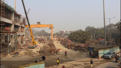 The plot of land is located near New Bus Adda in Ghaziabad. (Sakib Ali/HT Photo) The plot of land is located near New Bus Adda in Ghaziabad. (Sakib Ali/HT Photo)