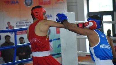 Varinder Singh (red) in action against Gaurav Solanki (blue) (BFI) Varinder Singh (red) in action against Gaurav Solanki (blue) (BFI)