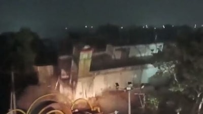 Illegal hotel of murder accused BJP leader razed in Madhya Pradesh | VIDEO