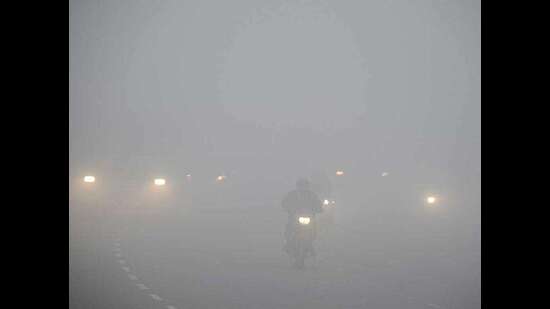 Experts said the temperature was 7.3 degrees lower than normal, adding that the conditions are likely to prevail in Ludhiana for at least the next three days. (HT Photo)