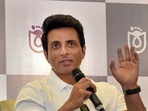 Sonu Sood responds to the tweet from Northern Railways on his video.(PTI) Sonu Sood responds to the tweet from Northern Railways on his video.(PTI)