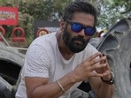 Actor Suniel Shetty has met UP CM Yogi Adityanath in Mumbai.