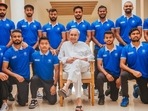 Chief Minister of Odisha Naveen Patnaik with the Indian men's hockey team(ANI) Chief Minister of Odisha Naveen Patnaik with the Indian men's hockey team(ANI)
