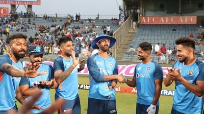 Rahul Tripathi received his debut cap from batting coach Vikram Rathour (BCCI) Rahul Tripathi received his debut cap from batting coach Vikram Rathour (BCCI)